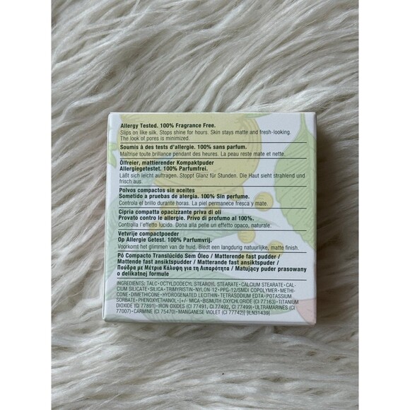 Clinique Stay Matte Sheer Pressed Powder Foundation 01 Stay Buff - Picture 5 of 11